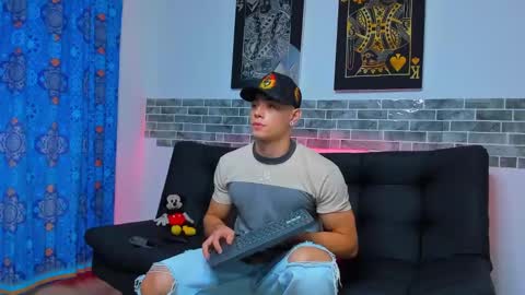 Snapshot of chepe_fit chatting on 01/29/25, 02:40 chepe vause online show from 01/29/25, 02:40