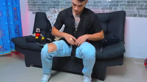 Snapshot of chepe_fit chatting on 02/06/25, 12:54 chepe vause online show from 02/06/25, 12:54