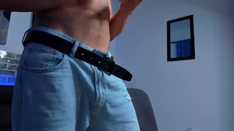 Snapshot of chepe_fit chatting on 02/15/25, 04:58 chepe vause online show from 02/15/25, 04:58