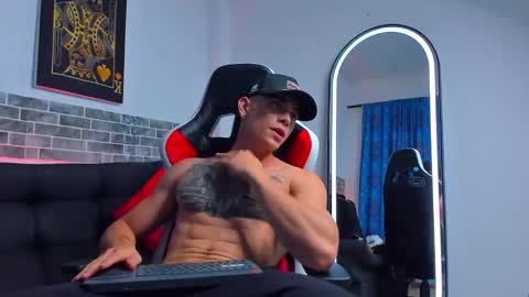 Snapshot of chepe_fit chatting on 03/05/25, 01:10 chepe vause online show from 03/05/25, 01:10