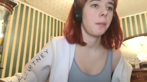 Emely online show from 02/24/26, 05:33