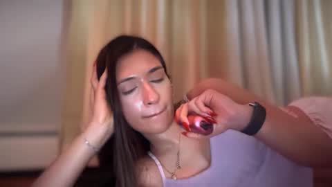 Snapshot of cherliecarmen chatting on 09/20/25, 04:57 cherliecarmen online show from 09/20/25, 04:57