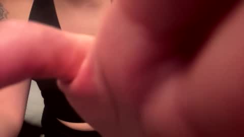Snapshot of cherrieamaretto chatting on 02/01/26, 11:58 cherrieamaretto online show from 02/01/26, 11:58