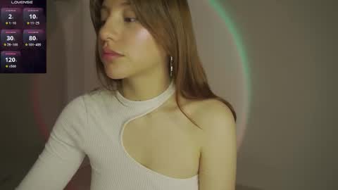 Holly online show from 09/28/25, 01:49