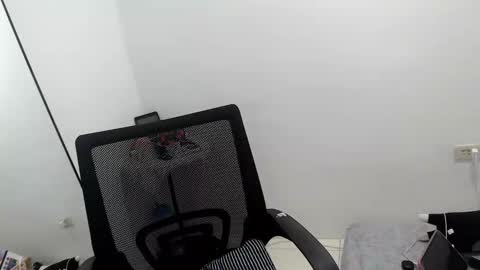 kris online show from 10/07/25, 09:06