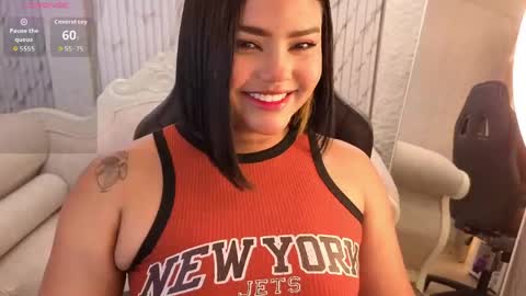 cherry_bunny_cn online show from 06/06/26, 01:38