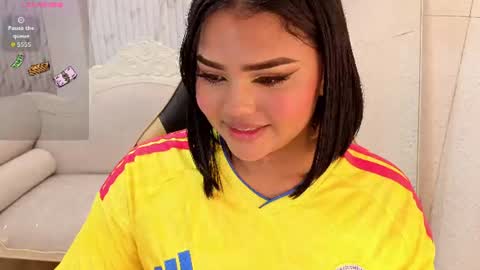 cherry_bunny_cn online show from 06/17/26, 01:56