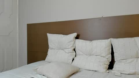 cherry_bunnyx online show from 04/01/26, 04:46