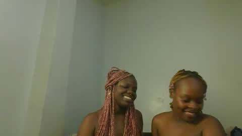 Fafa online show from 03/08/26, 02:04