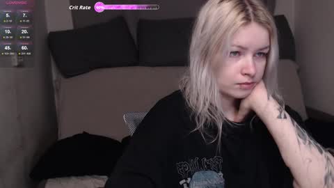 Snapshot of cherry_night666 chatting on 12/16/25, 11:43 Morty online show from 12/16/25, 11:43