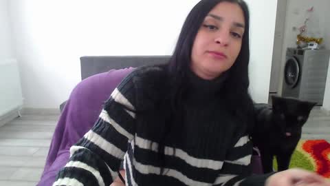 Snapshot of cherry_pie95 chatting on 01/28/25, 07:22 Sherry online show from 01/28/25, 07:22
