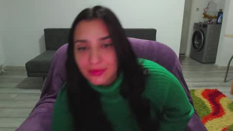 Snapshot of cherry_pie95 chatting on 02/19/25, 03:06 Sherry online show from 02/19/25, 03:06