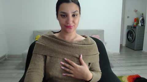 Snapshot of cherry_pie95 chatting on 10/17/25, 02:26 Sherry online show from 10/17/25, 02:26