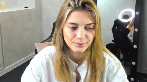 cherry_pr1ce online show from 12/24/24, 10:28