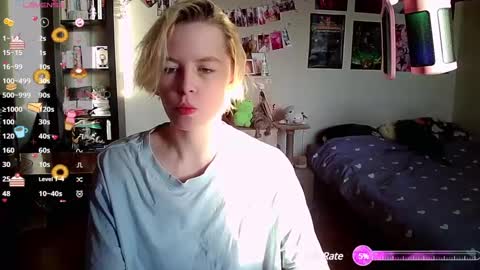 cherrybaby_0 online show from 12/20/24, 05:47