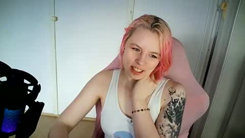 cherrybaby_0 online show from 06/14/26, 01:35