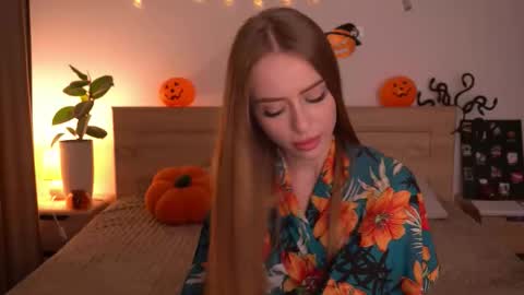 Snapshot of cherryblossom224 chatting on 10/24/25, 09:44 Alisha online show from 10/24/25, 09:44