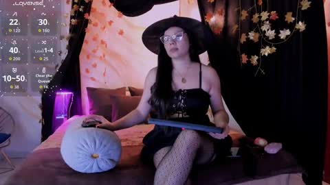 Snapshot of cherryblossomm1 chatting on 10/13/25, 10:54 cherryblossomm1 online show from 10/13/25, 10:54