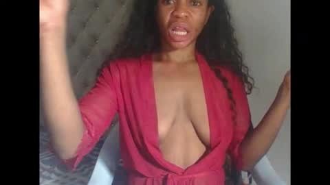 Snapshot of cherrycounty chatting on 10/25/25, 11:54 cherry online show from 10/25/25, 11:54