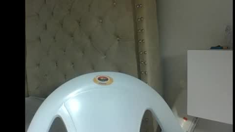 Snapshot of cherrycounty chatting on 11/28/25, 11:13 cherry online show from 11/28/25, 11:13