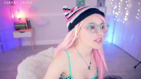 Cherry Crush  online show from 05/13/26, 07:00