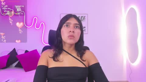Snapshot of cherrydollxx chatting on 10/08/25, 11:41 C H E R R Y online show from 10/08/25, 11:41
