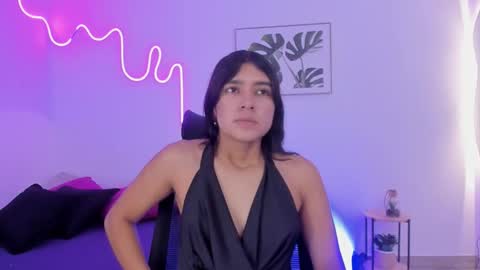 Snapshot of cherrydollxx chatting on 10/11/25, 11:20 C H E R R Y online show from 10/11/25, 11:20