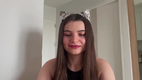 Snapshot of cherryelin chatting on 12/26/24, 04:53 Lina online show from 12/26/24, 04:53