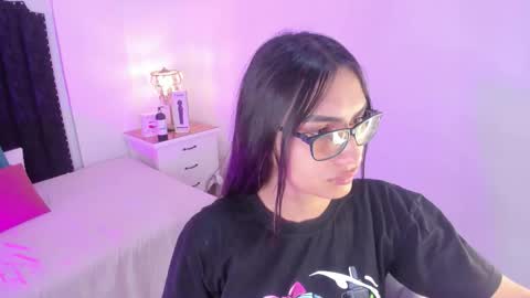 Snapshot of cherrylady2 chatting on 10/17/25, 11:57 Cherry online show from 10/17/25, 11:57