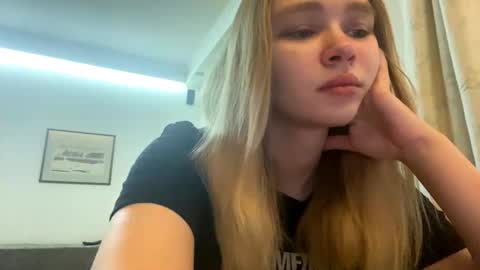 Lei online show from 03/20/26, 05:23