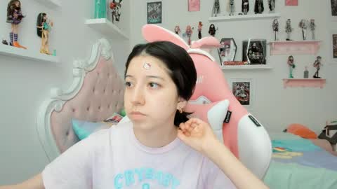 Snapshot of cherrymafer666 chatting on 04/22/26, 10:44 cherrycute666 online show from 04/22/26, 10:44