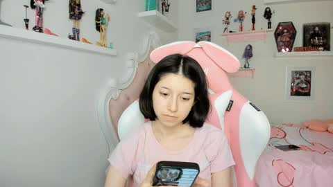 Snapshot of cherrymafer666 chatting on 05/28/26, 03:04 cherrycute666 online show from 05/28/26, 03:04