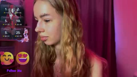 Evie online show from 12/15/25, 11:14