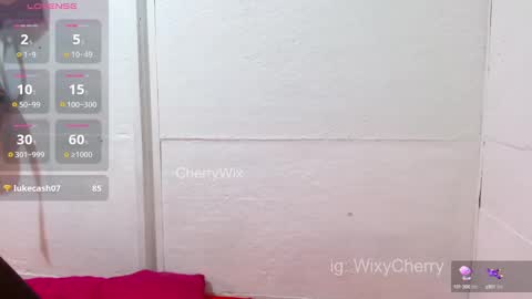Snapshot of cherrywix chatting on 12/30/24, 11:06 cherrywix online show from 12/30/24, 11:06