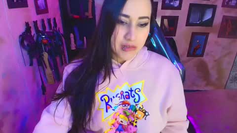 Snapshot of cherryy_bombshelll chatting on 02/14/26, 04:26 cherry online show from 02/14/26, 04:26