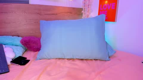 Cherry Queen online show from 01/14/26, 12:27