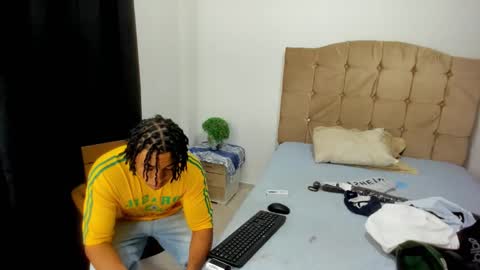 vero online show from 02/16/25, 05:37