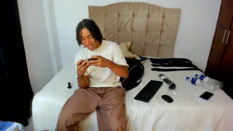 vero online show from 02/18/25, 06:04