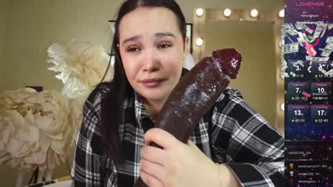 Snapshot of chery_lady22 chatting on 01/08/25, 03:51 Banny online show from 01/08/25, 03:51