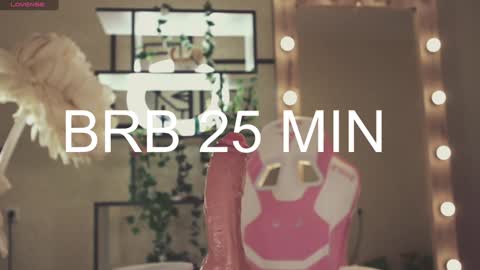 Snapshot of chery_lady22 chatting on 01/14/25, 09:13 Banny online show from 01/14/25, 09:13