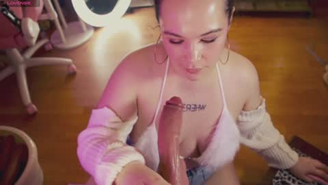 Snapshot of chery_lady22 chatting on 03/08/25, 07:16 Banny online show from 03/08/25, 07:16