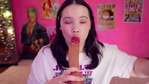 Snapshot of chery_lady22 chatting on 10/10/25, 04:28 Banny online show from 10/10/25, 04:28