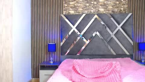 Snapshot of cheryl_hs chatting on 11/26/25, 04:02 Cheryl online show from 11/26/25, 04:02