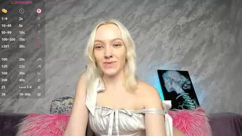 Snapshot of cherylmason chatting on 09/11/25, 12:44 Cheryl online show from 09/11/25, 12:44