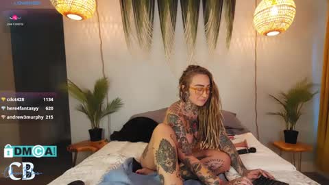 Snapshot of cheviblue chatting on 01/08/25, 05:48 Chevi Blue online show from 01/08/25, 05:48