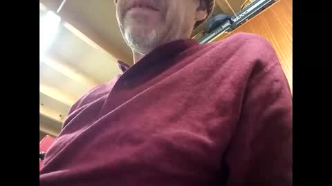 Snapshot of chevy69 chatting on 01/01/25, 03:56 chevy69 online show from 01/01/25, 03:56