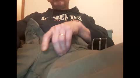 Snapshot of chevy69 chatting on 02/16/25, 08:44 chevy69 online show from 02/16/25, 08:44