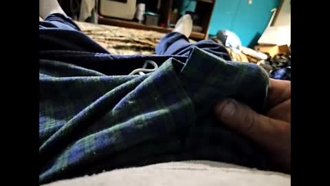 Snapshot of chevyman3219 chatting on 12/17/25, 01:33 chevyman3219 online show from 12/17/25, 01:33