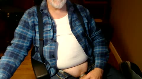 Snapshot of chgodad chatting on 12/12/24, 02:22 chgodad online show from 12/12/24, 02:22