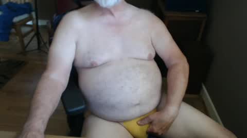 Snapshot of chgodad chatting on 09/17/25, 01:46 chgodad online show from 09/17/25, 01:46